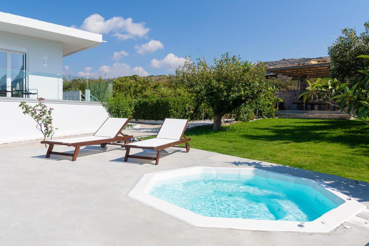 Queen'S Gem Luxury Villa - Heated Jacuzzi & Pool Херсониссос Экстерьер фото