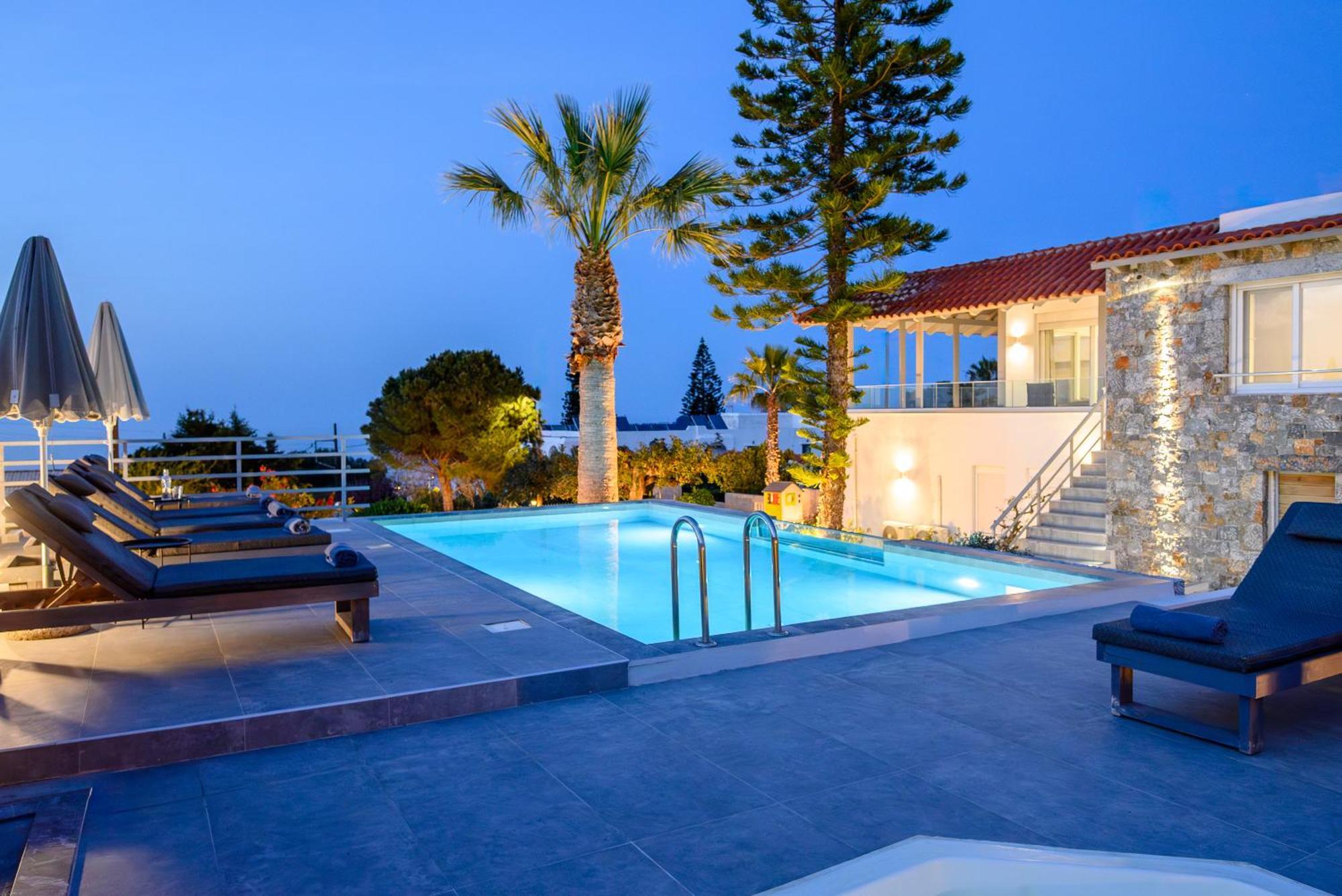 Queen'S Gem Luxury Villa - Heated Jacuzzi & Pool Херсониссос Экстерьер фото