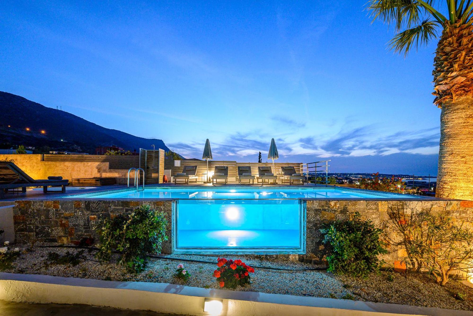 Queen'S Gem Luxury Villa - Heated Jacuzzi & Pool Херсониссос Экстерьер фото